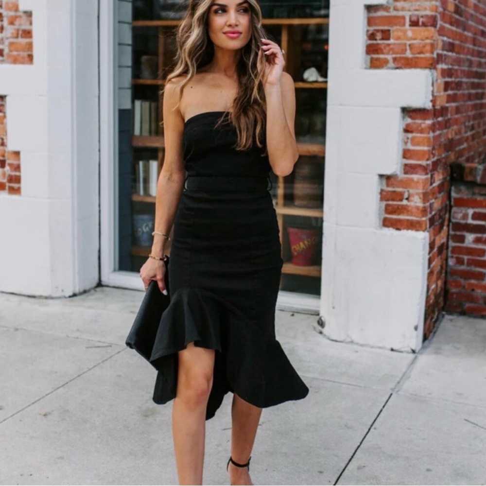 Vici Black Strapless Dress
